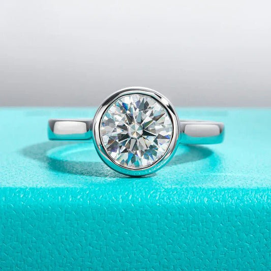 Barbara 3 Carats Solid Silver Platinum Plated Engagement Ring