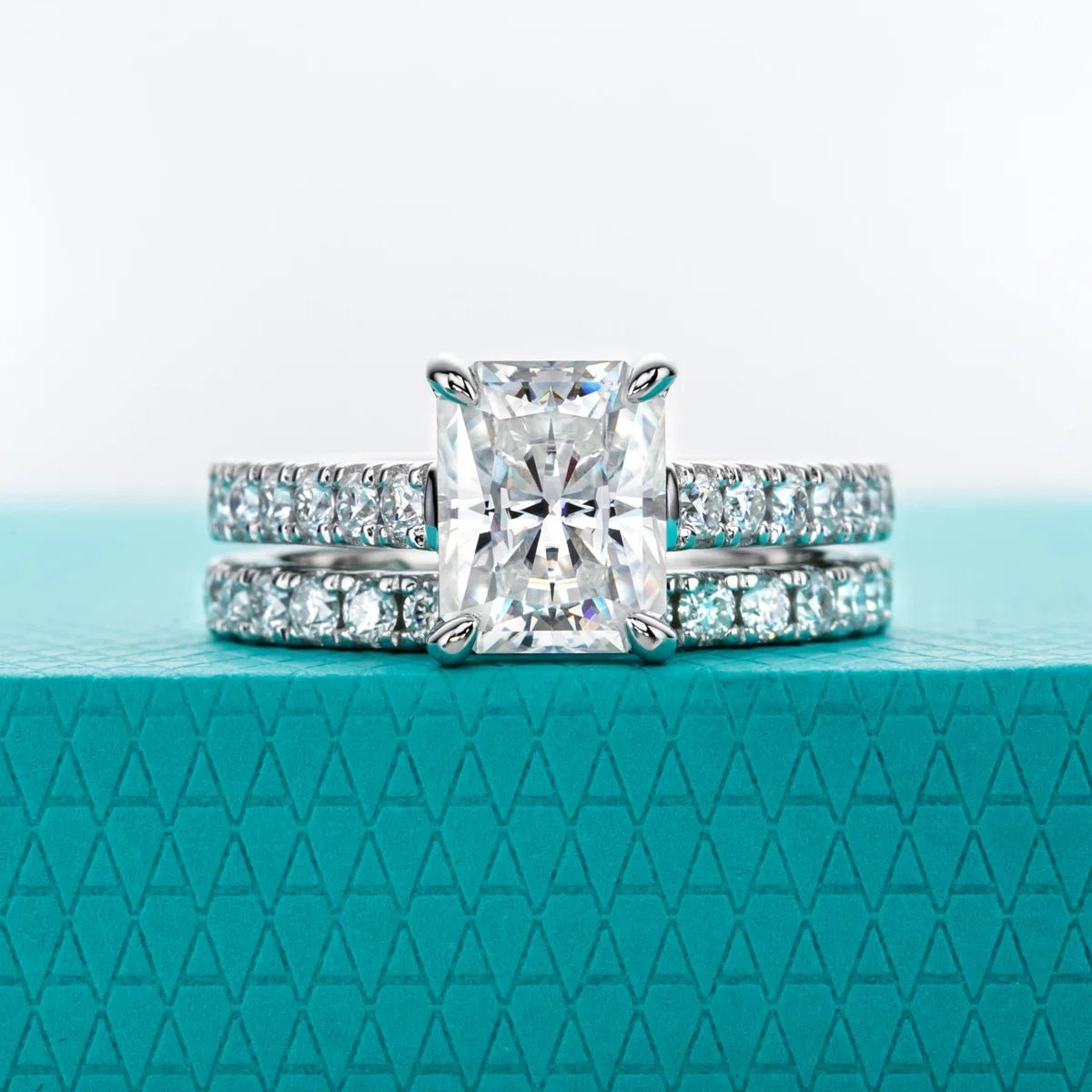 Mirelle 4.04 Carats Silver Platinum Plated + Wedding Band