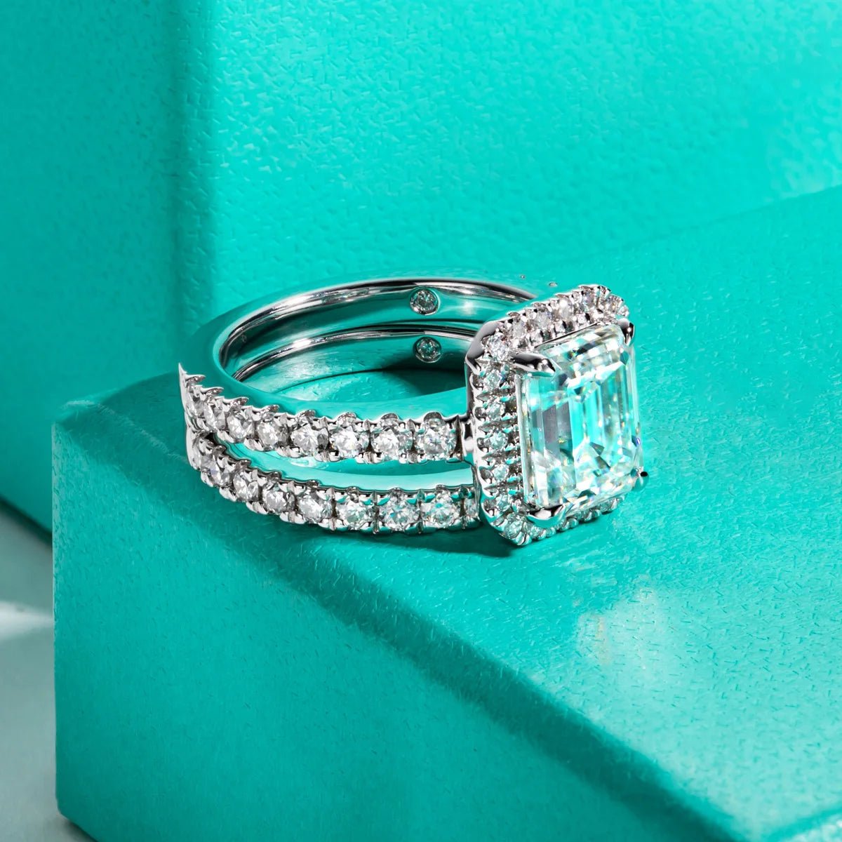 Bao 3.70 Carats Silver Platinum Plated + Wedding Band