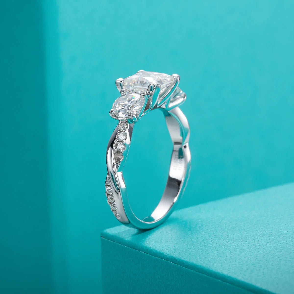 Zara 2.5 Carats Silver Platinum Plated Engagement Ring