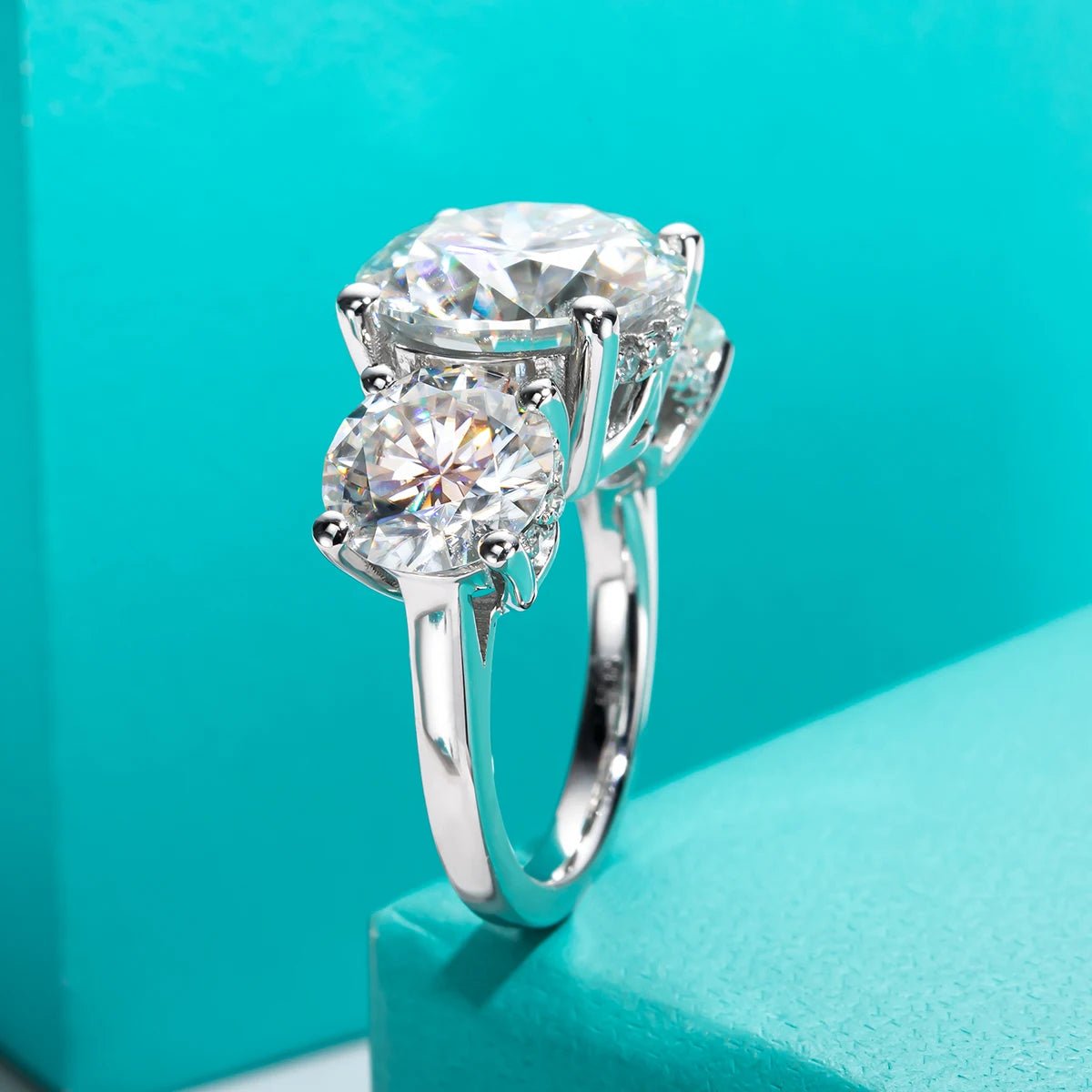 Shelley 11 Carats Solid Silver Platinum Plated Engagement Ring