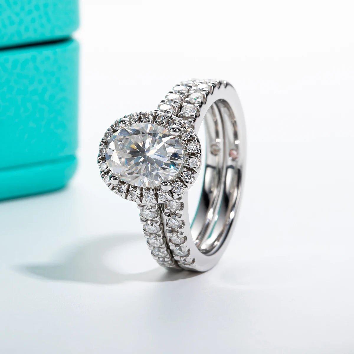 Tsu 2.65 Carats Platinum Plated + Wedding Band