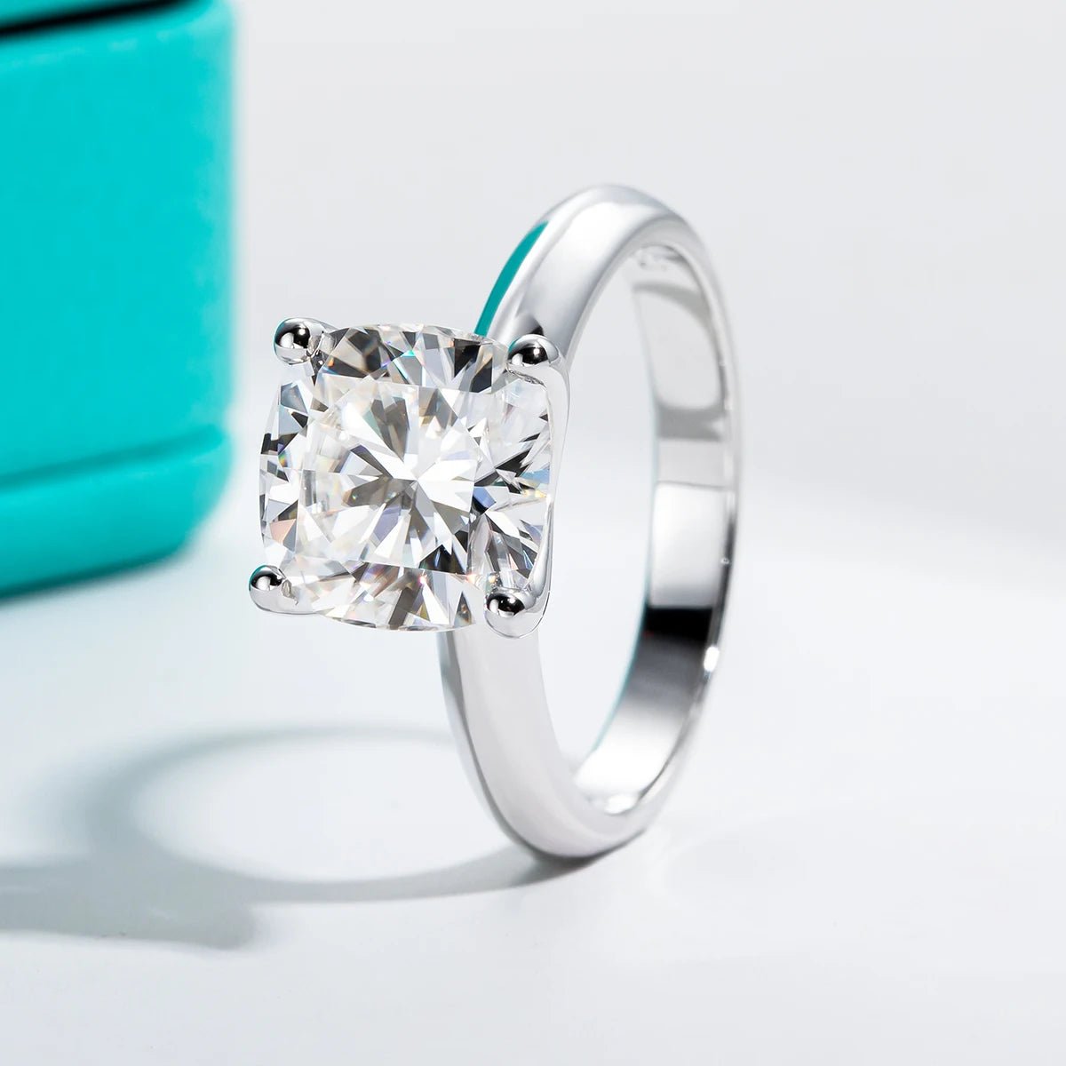 Anne 3.5 Carats Silver Platinum Plated Engagement Ring