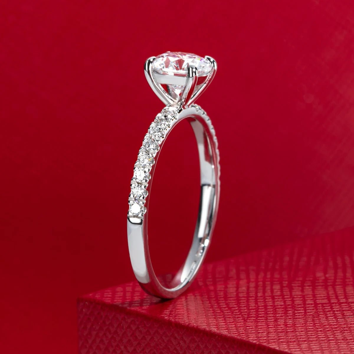 Elsie 1.48 Carats Solid 14K Gold Lab Grown Diamonds Engagement Ring