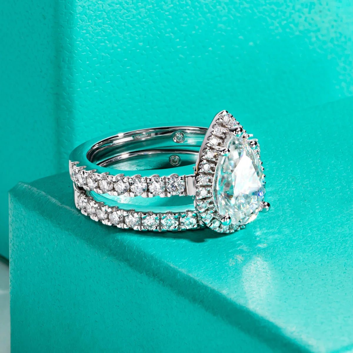 Celeste 3.70 Carats Solid Silver Platinum Plated + Wedding Band