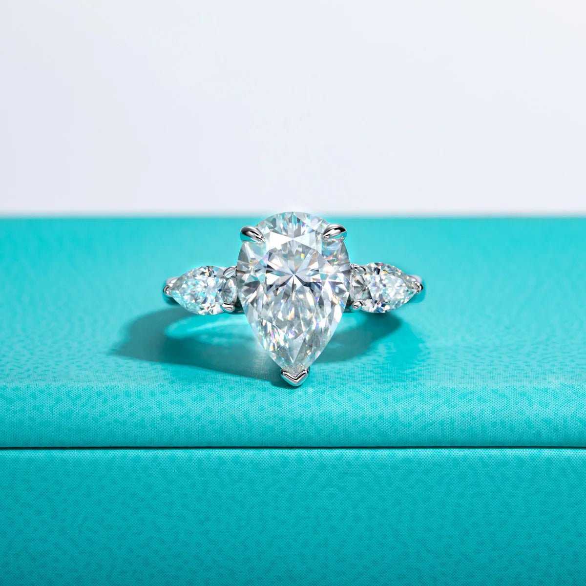 Tiffany 6 Carats 18k Gold Plated Engagement Ring
