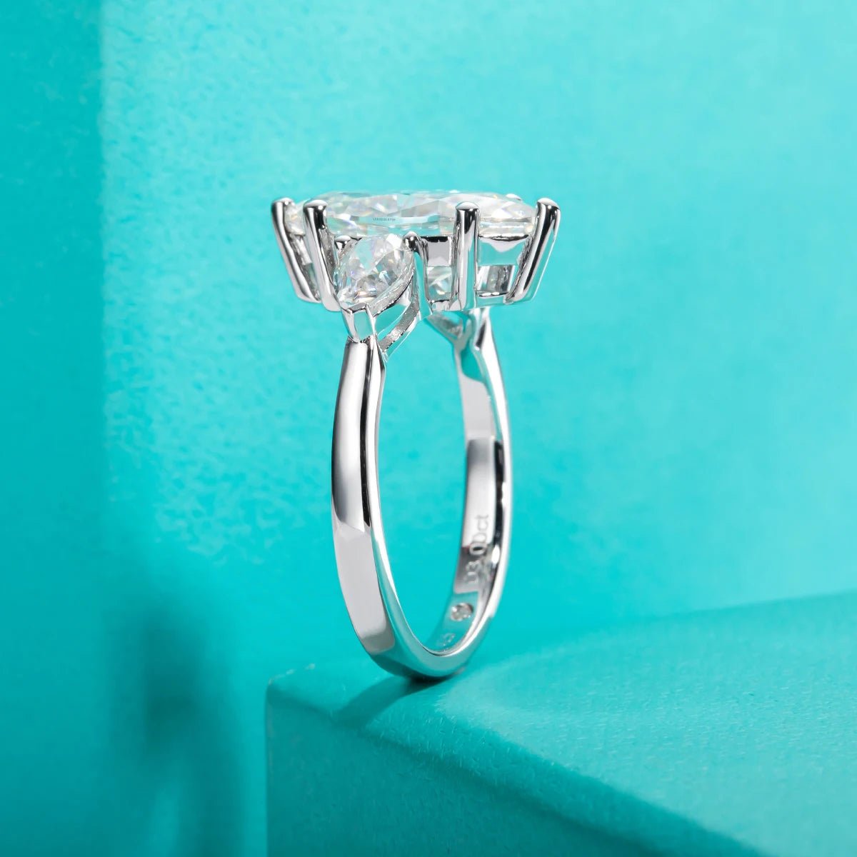 Cixi 4 Carats Silver Platinum Plated Engagement Ring