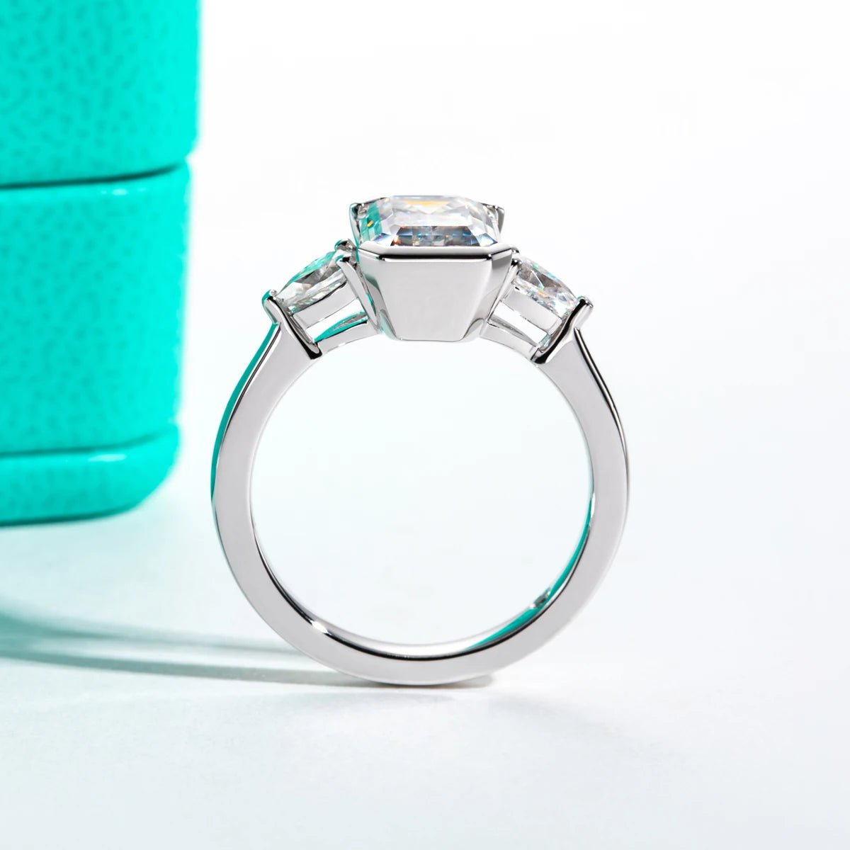 Data 3.6 Carats Solid Silver 18k Gold Plated Engagement Ring