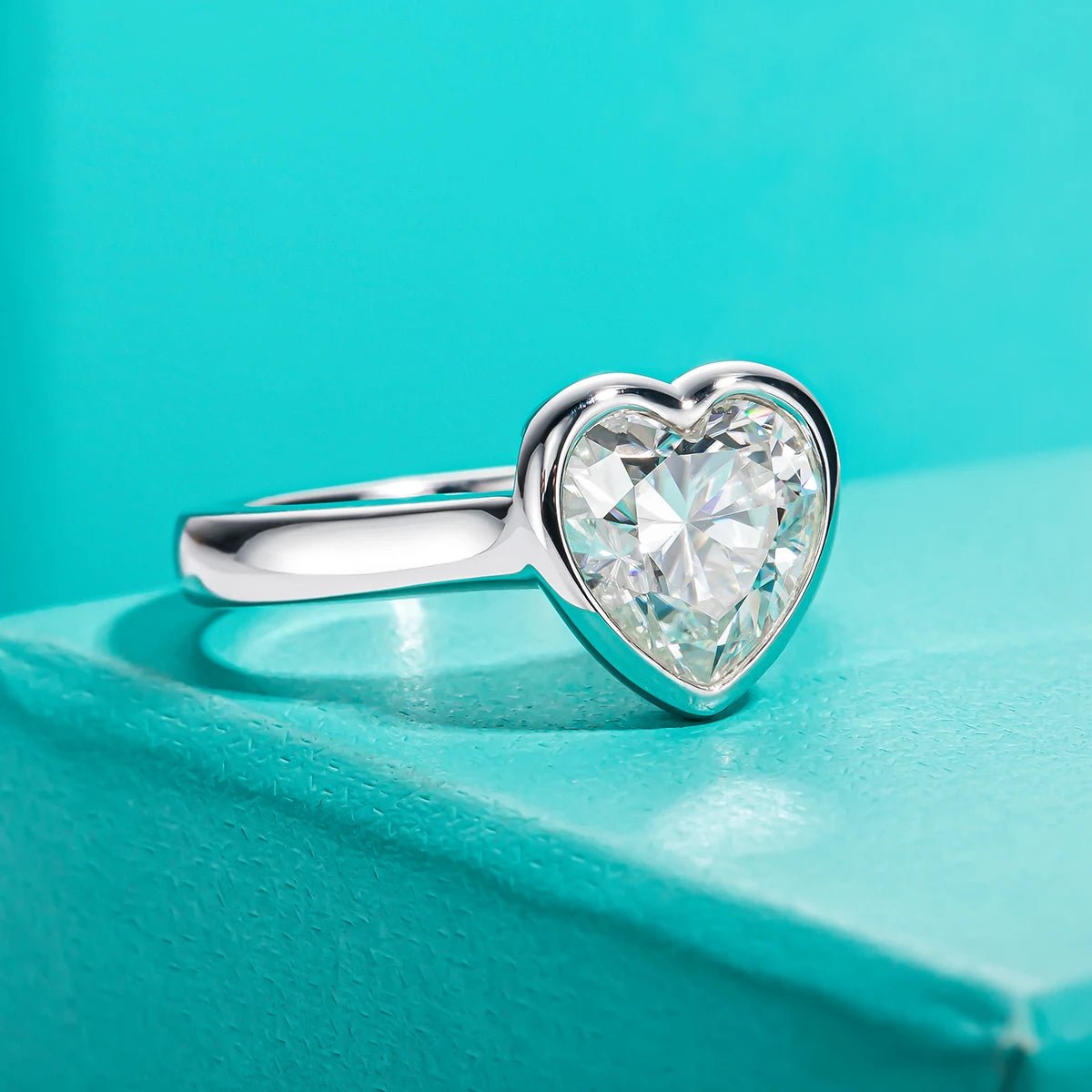 Sarah 3 Carats Silver Platinum Plated Engagement Ring