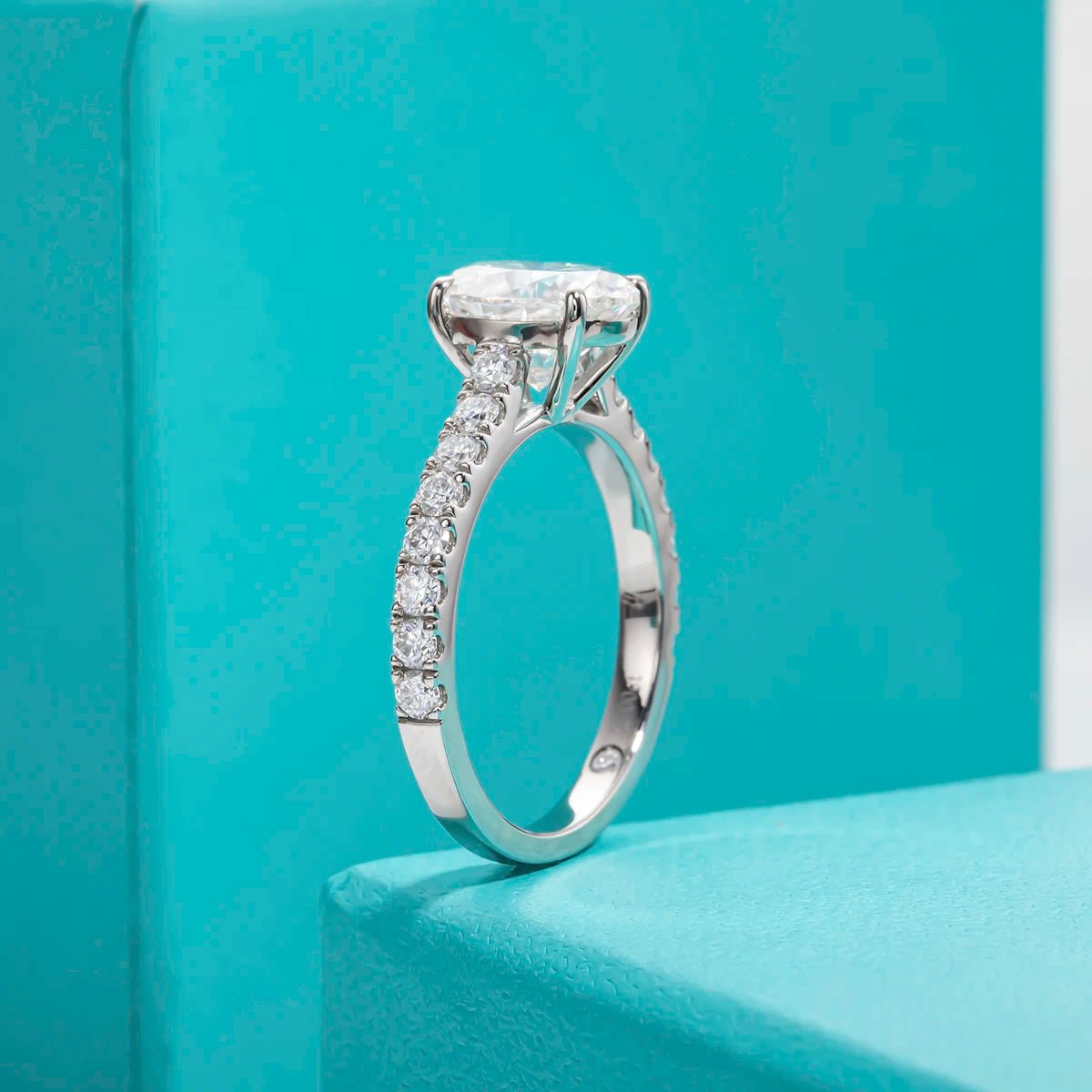 Charlotte 2.5 Carats 18k Gold Plated Engagement Ring