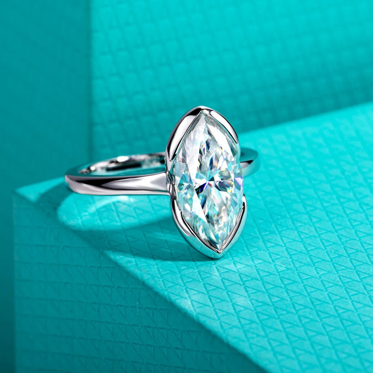 Cyrus 3 Carats Moissanite Solid Silver Platinum Plated Engagement Ring