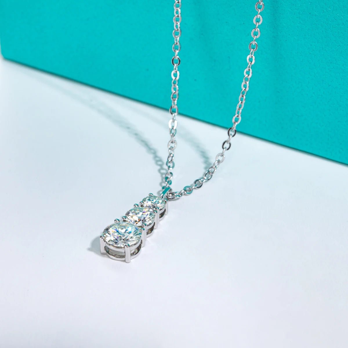 Chloe 1.8 Carats Silver Pendant Necklace