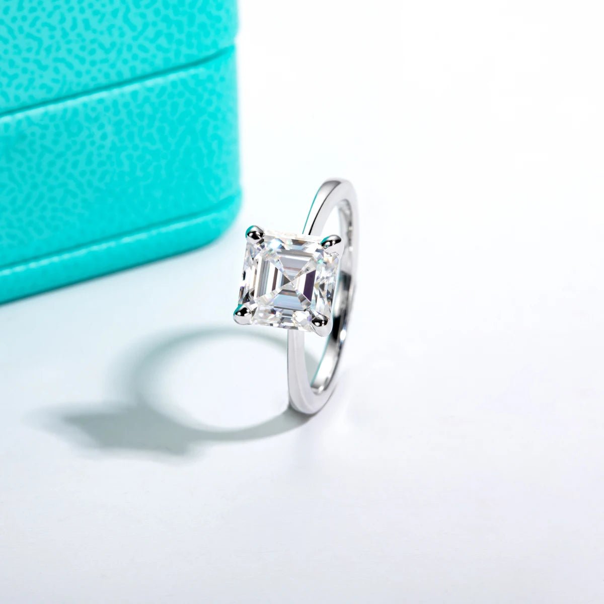 Achanti 3 Carats Silver Platinum Plated Engagement Ring