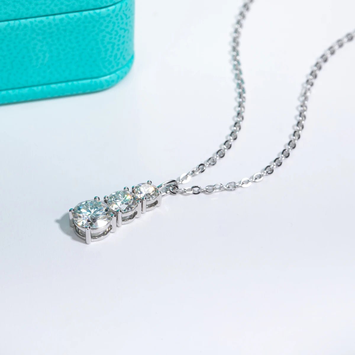 Chloe 1.8 Carats Silver Pendant Necklace