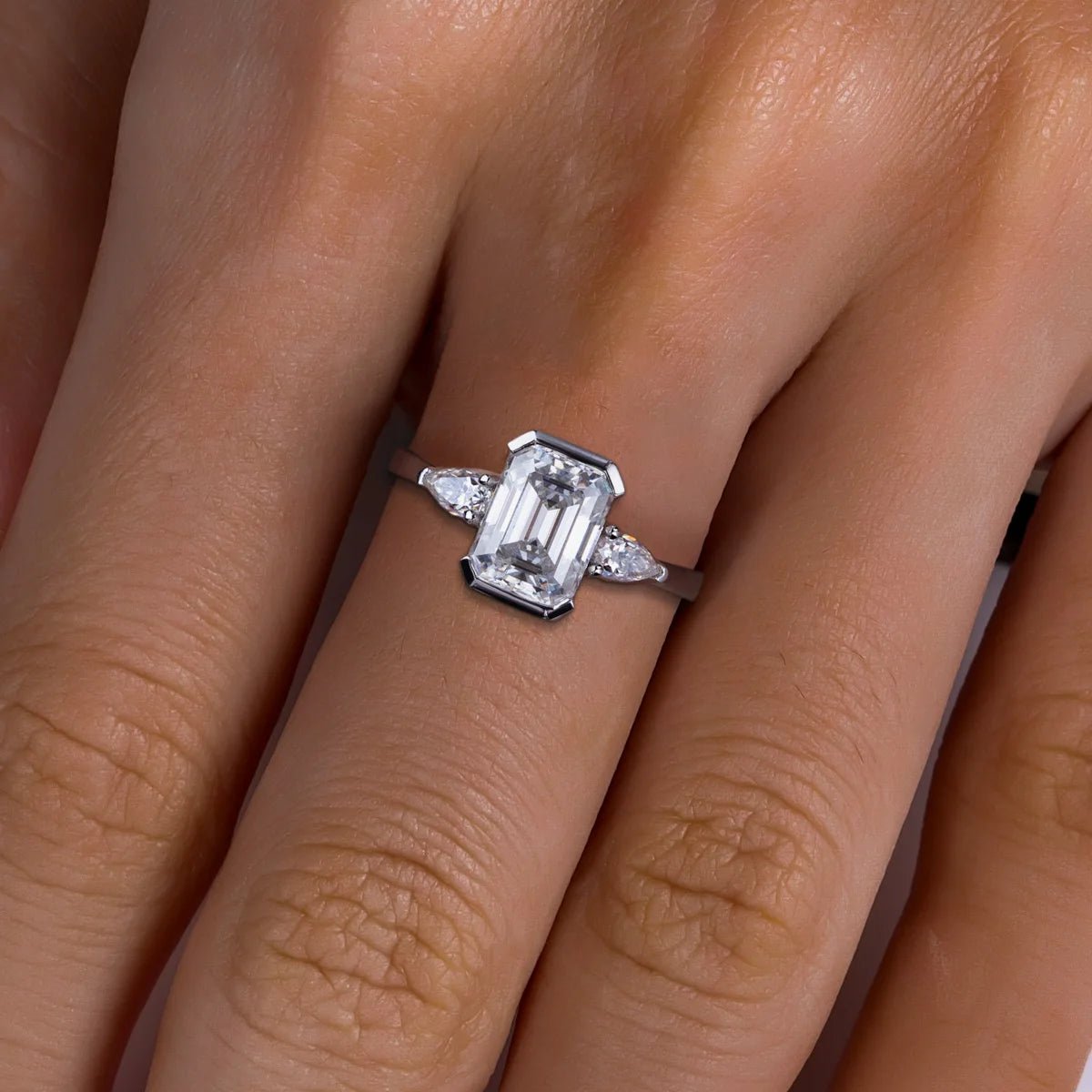 Data 3.6 Carats 18K Gold Plated