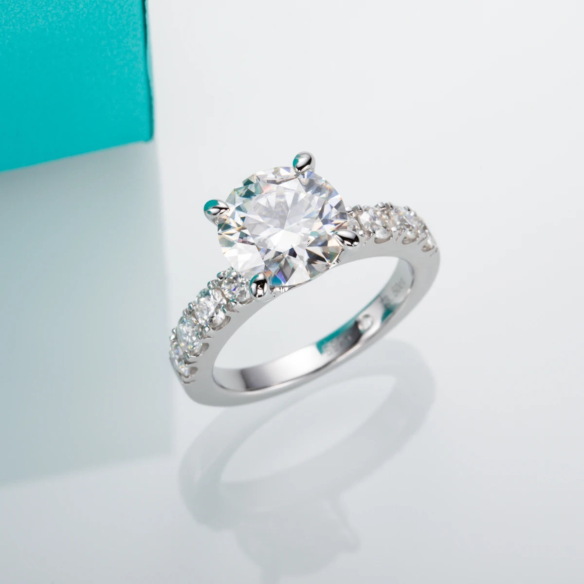 Susan 6.86 Carats Silver Platinum Plated + Wedding Band