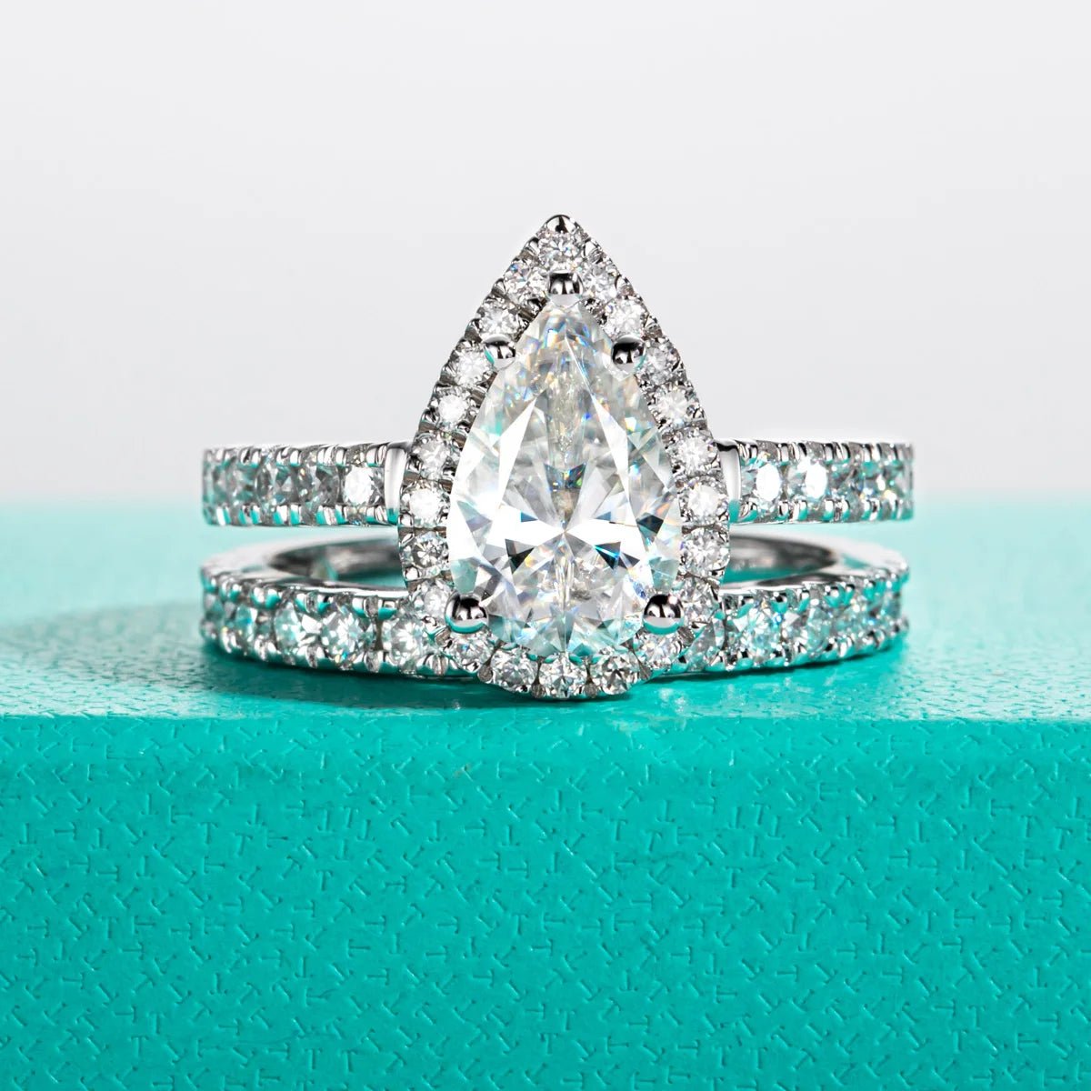 Celeste 3.70 Carats Silver Platinum Plated + Wedding Band