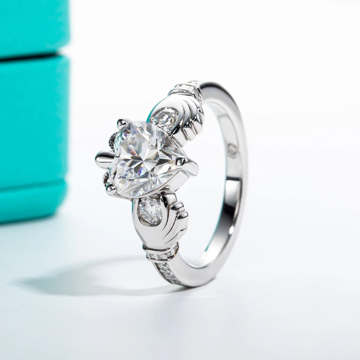 Miranda 2.48 Carats Silver Platinum Plated