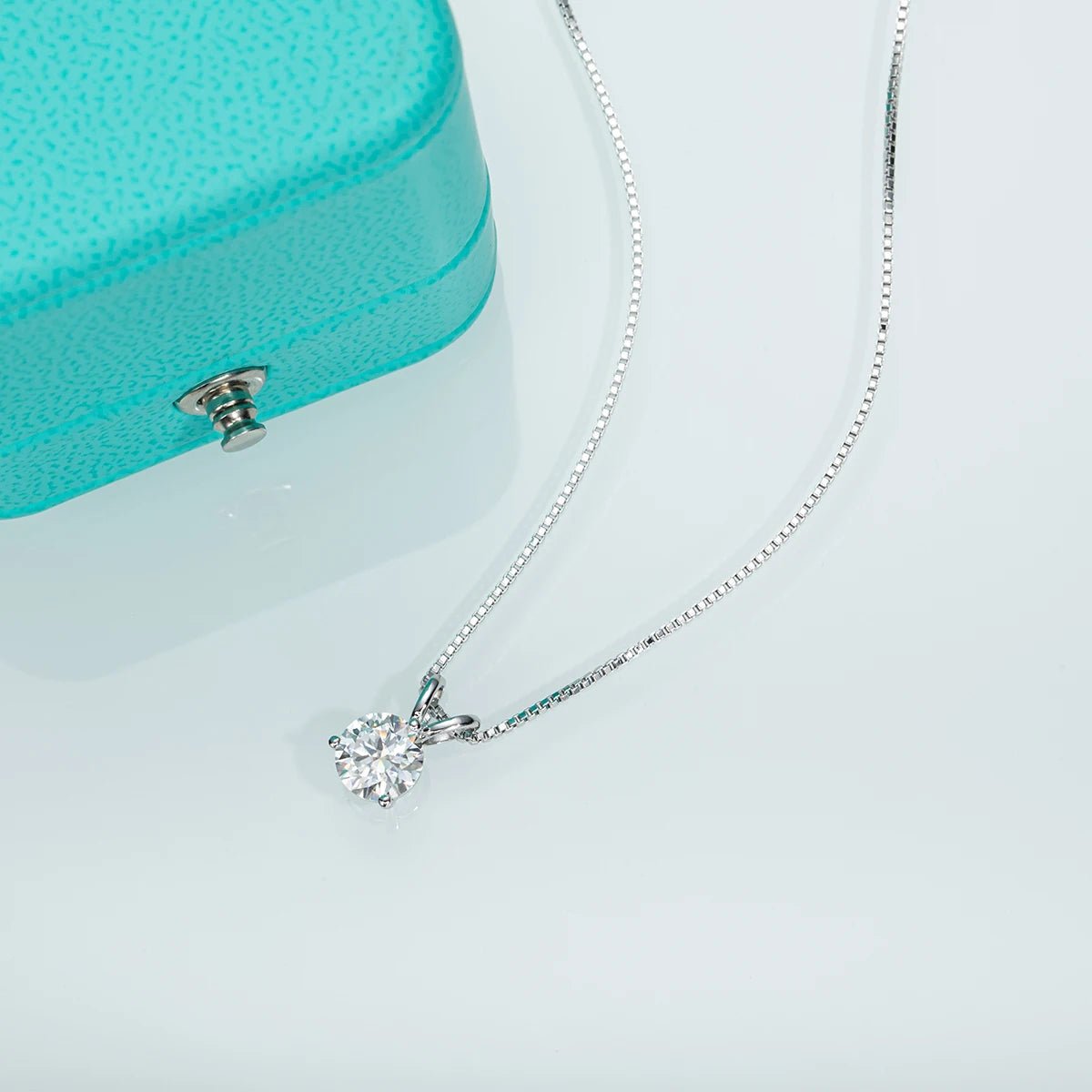 Veronica 1 Carat 18k Gold Plated