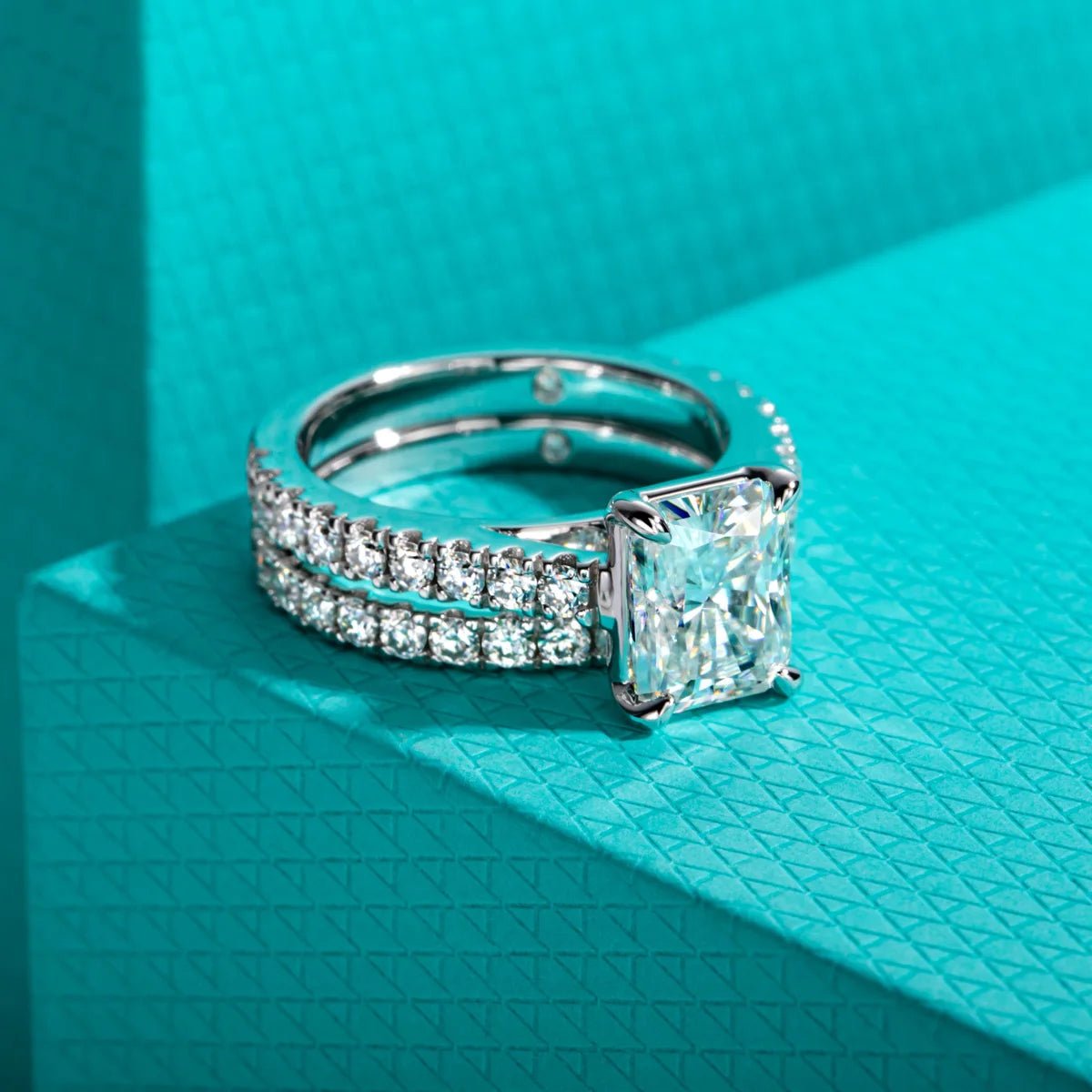 Mirelle 4.04 Carats Silver Platinum Plated + Wedding Band