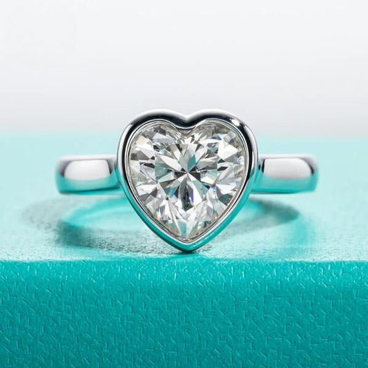 Sarah 3 Carats Solid Silver Platinum Plated Engagement Ring