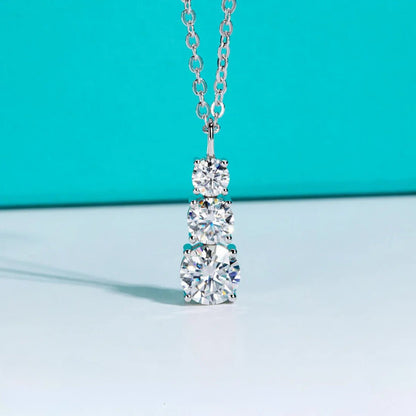 Chloe Pendant Necklace 1.8 Carats