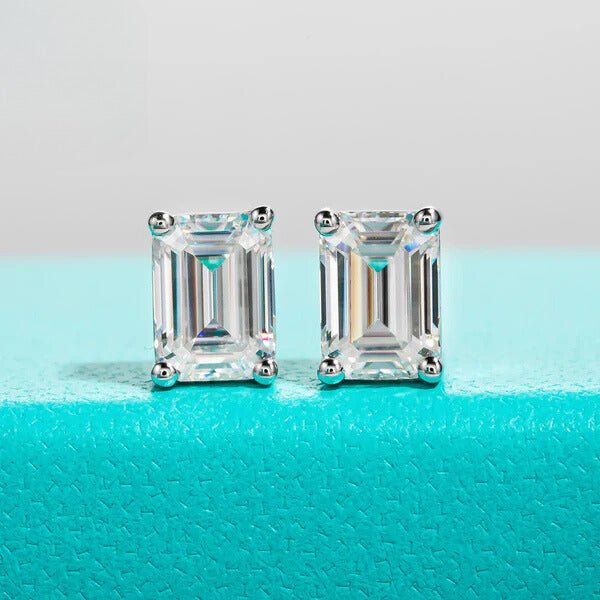 Jackie 925 Silver, 10k Gold 1-4 Carats Emerald Earrings