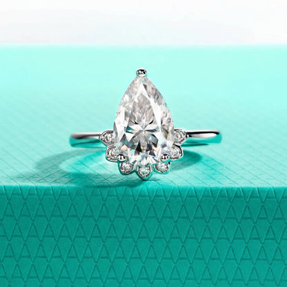 Marlena 4.10 Carats Moissanite Engagement Ring