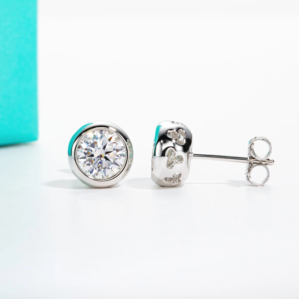 Odette 4 Carats Set White or Yellow 18k Gold Plated