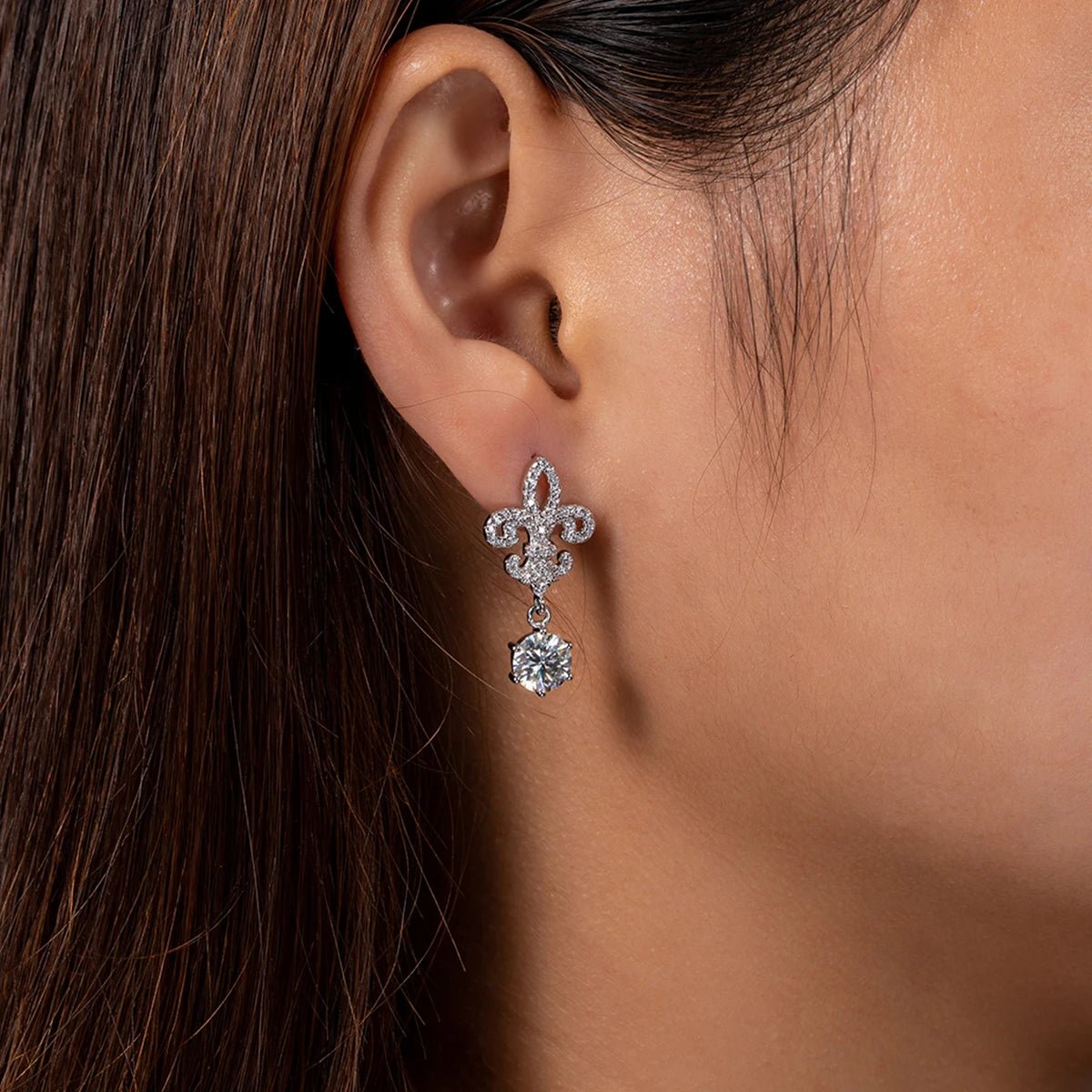 Regal 2 Carat Drop Earrings