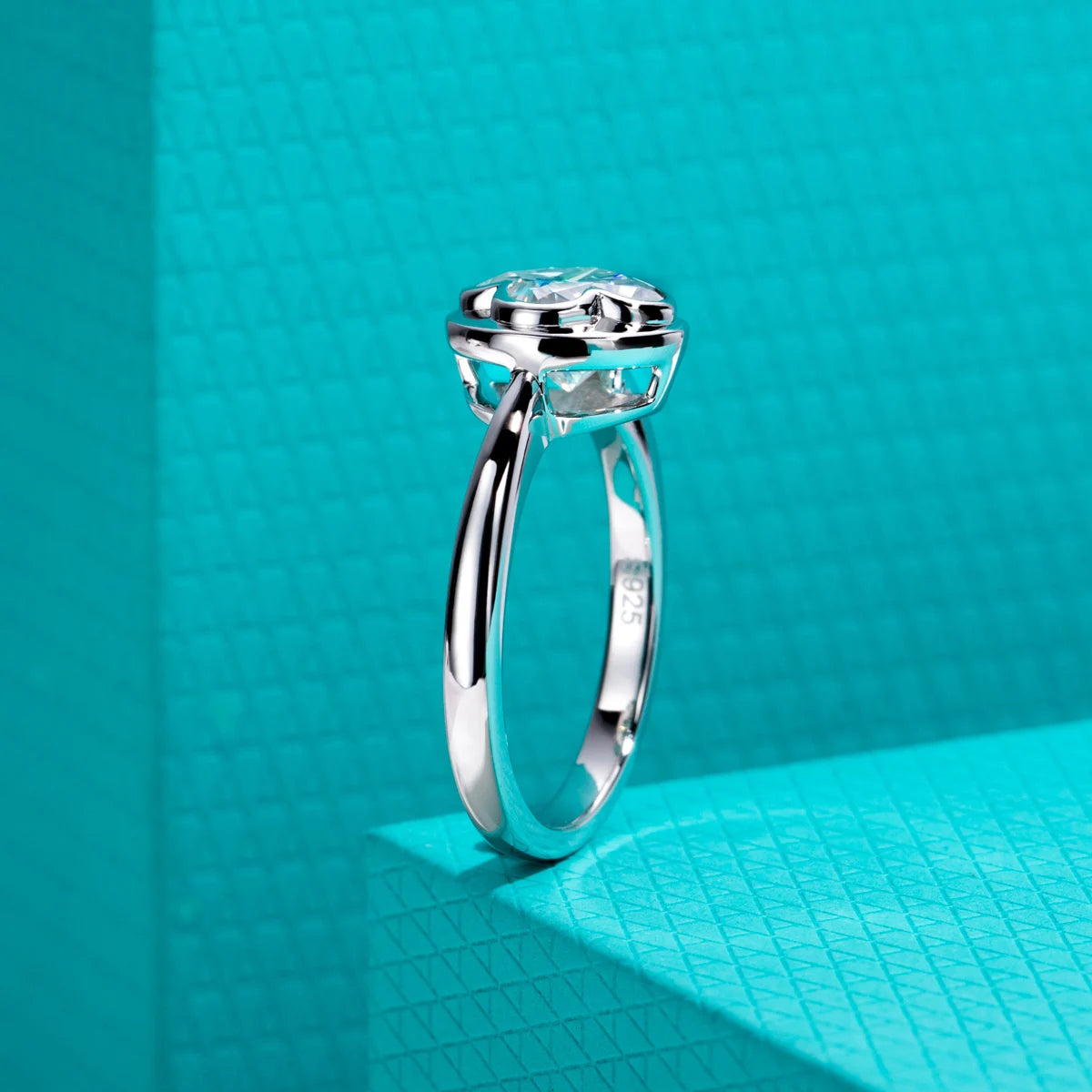 Kasey 2 Carats Moissanite Ring