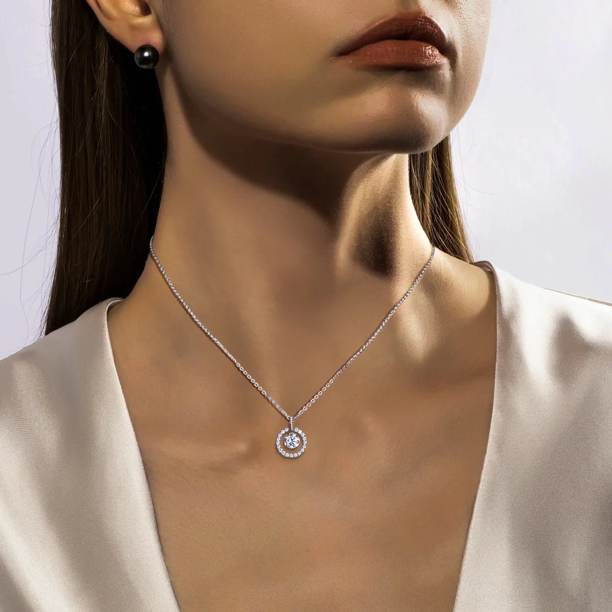 Caroline 3.79 Carats Silver Pendant