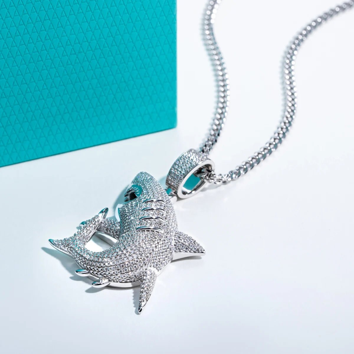 Great White Shark 2.79 Carats Moissanite Solid Silver Pendant Chain