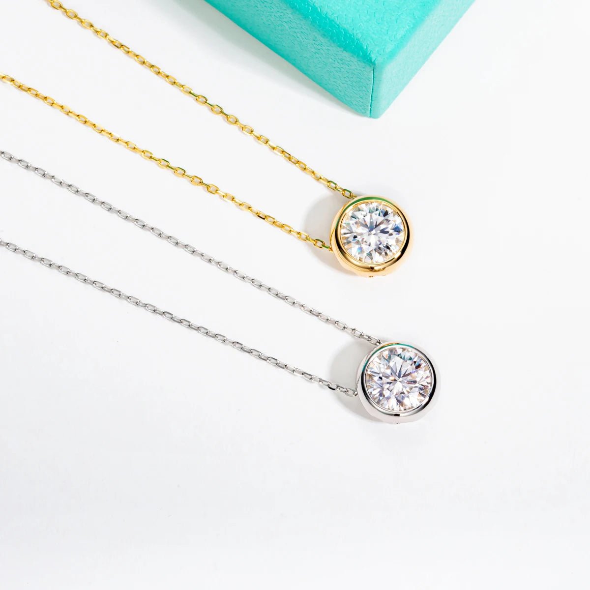 Odette 4 Carats Set White or Yellow 18k Gold Plated