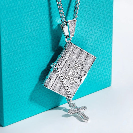 James Holy Bible + Cross 1.78 Carats Silver