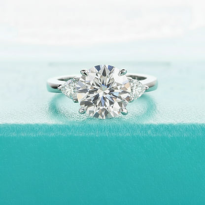 Adelaide 4.6 Carats Moissanite Engagement Ring